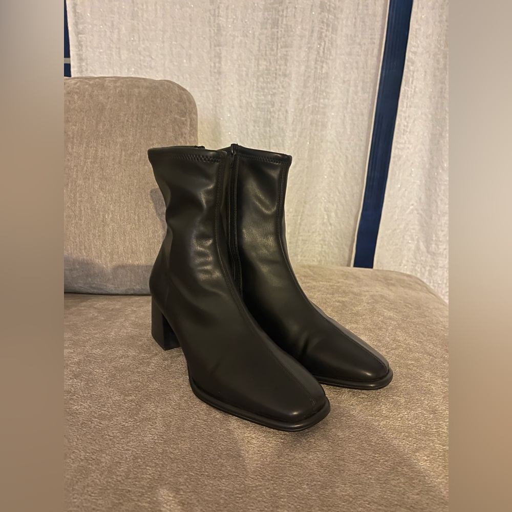 Steve Madden Ankle Boot - Pammy.